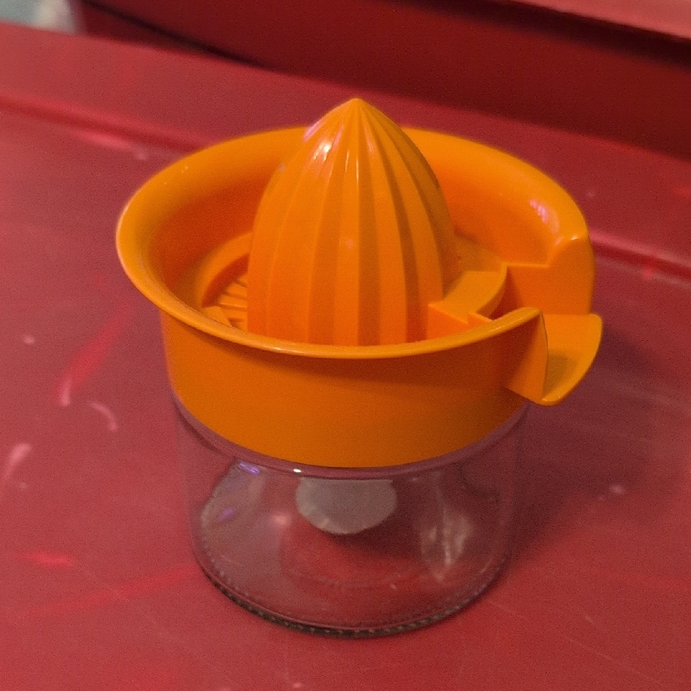 Bradshaw Juicer